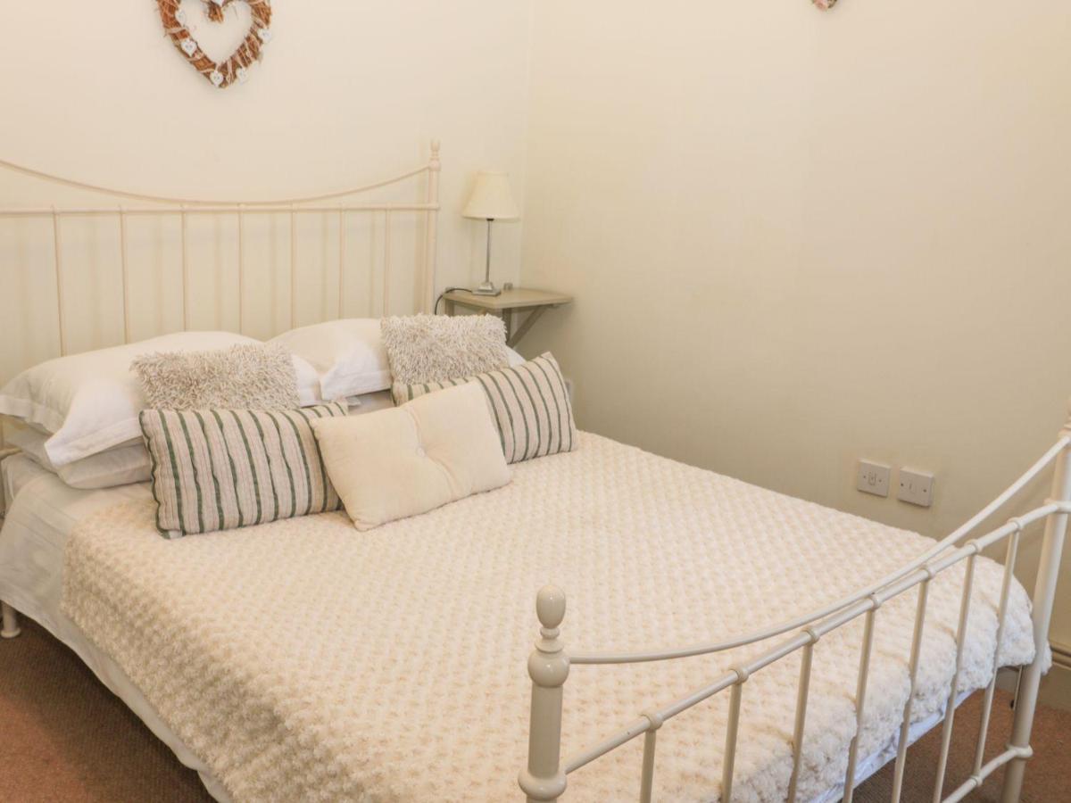 Oakwood Apartment Алнуик Екстериор снимка