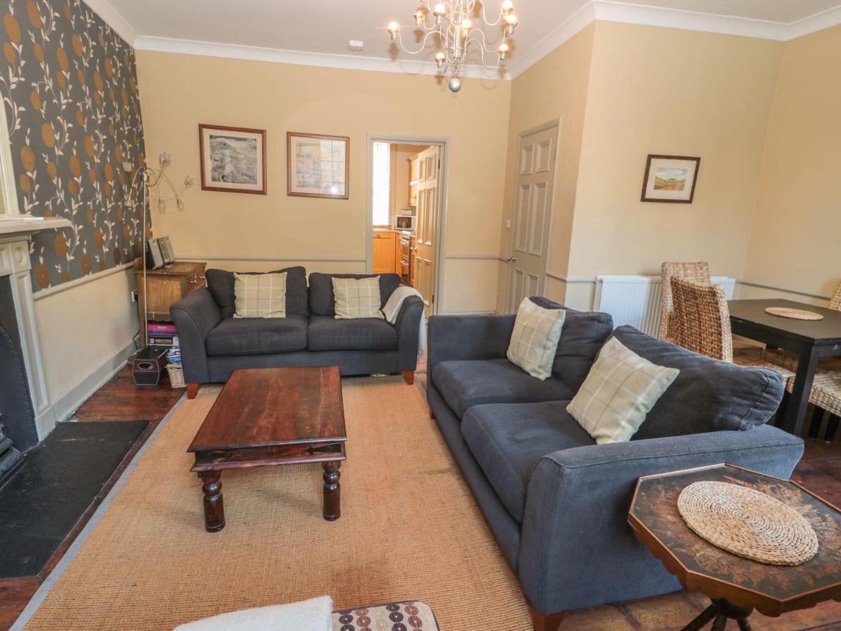 Oakwood Apartment Алнуик Екстериор снимка