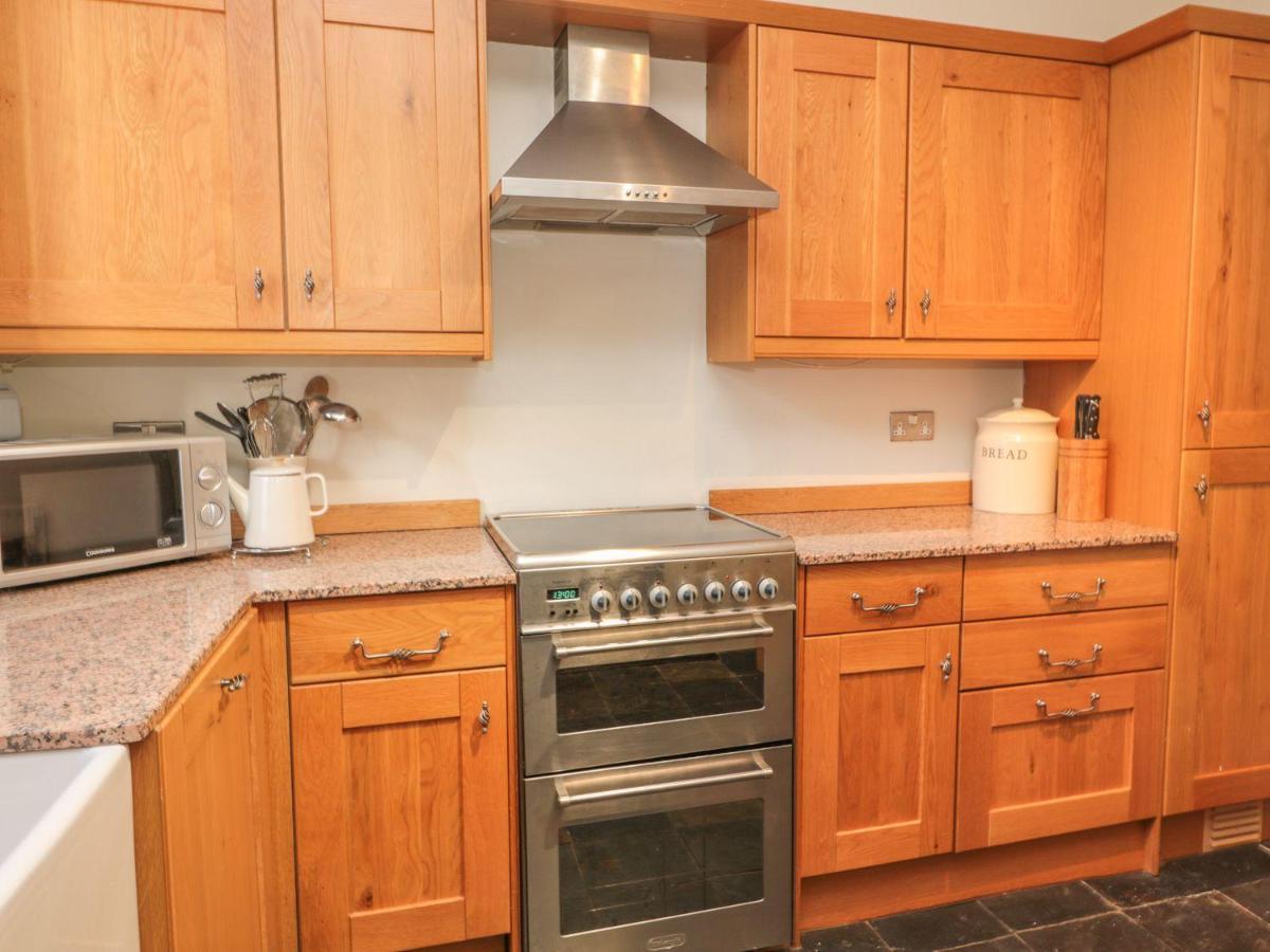 Oakwood Apartment Алнуик Екстериор снимка